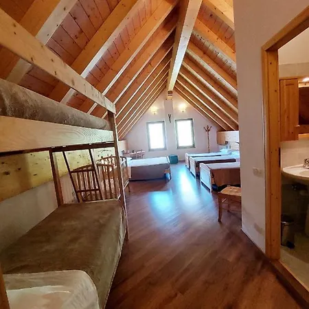 Rifugio Fornas Otel
